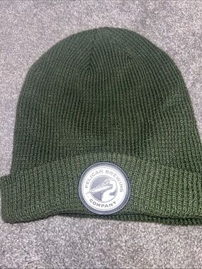 Pelican Brewing Company Men's Dark Green Ribbed Beanie